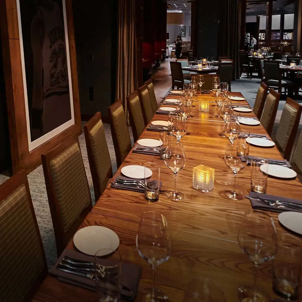 Long dining room table - Mobile