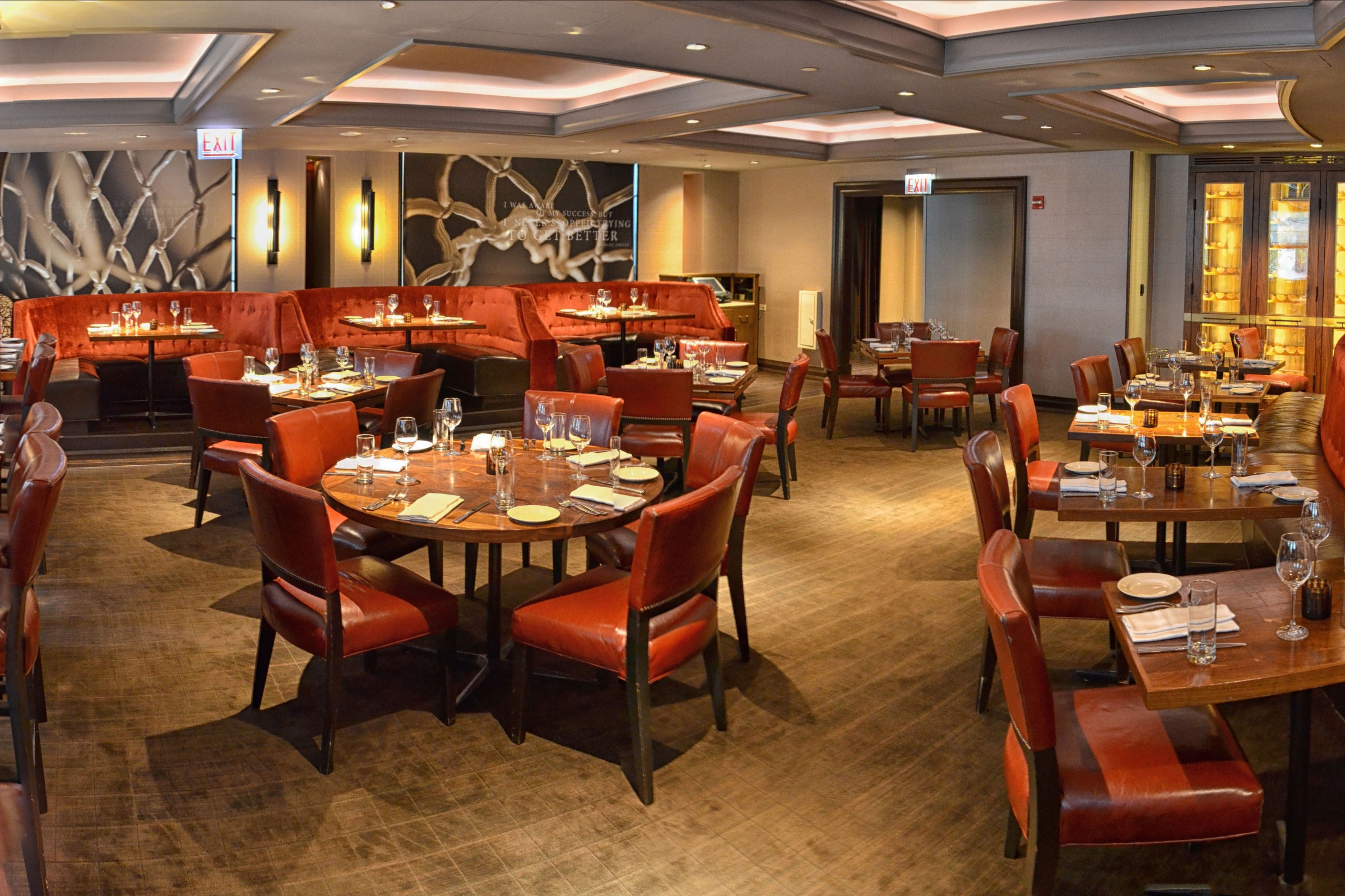 private dining area - desktop version