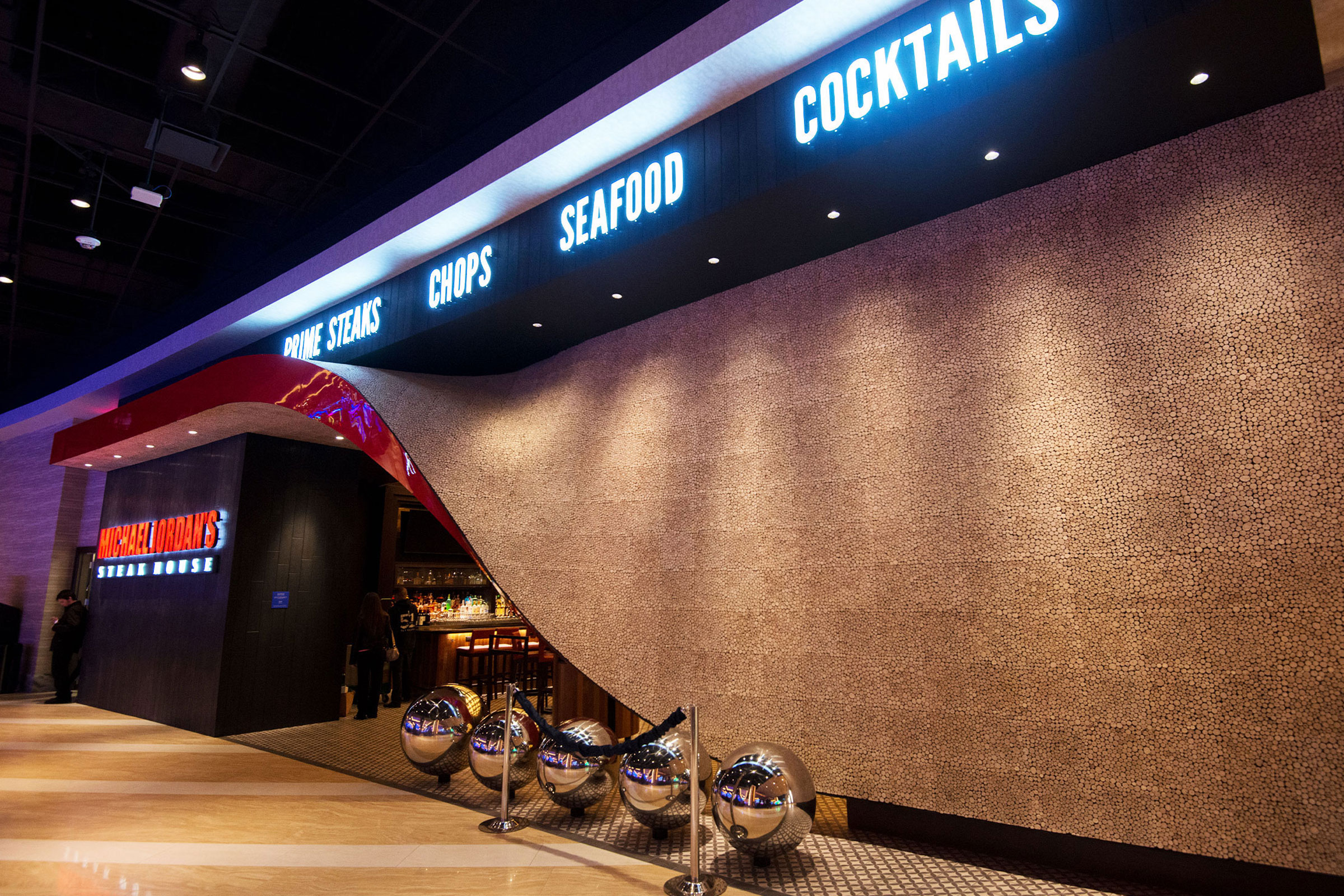 entrance - desktop version